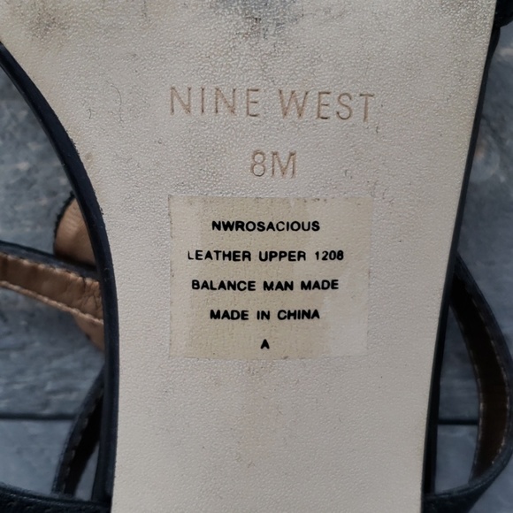 Nine West Ladies Strappy Sandal Brass Accents  sz8 - Picture 7 of 7